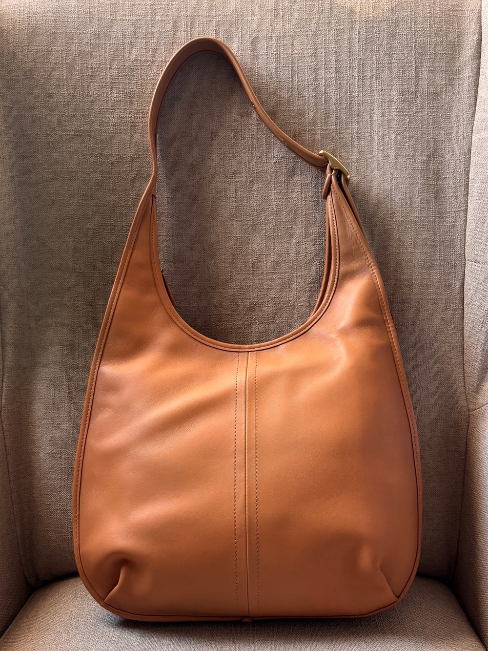 Coach Ergo Shoulder Bag 33 in Natural - Picture 2 of 15